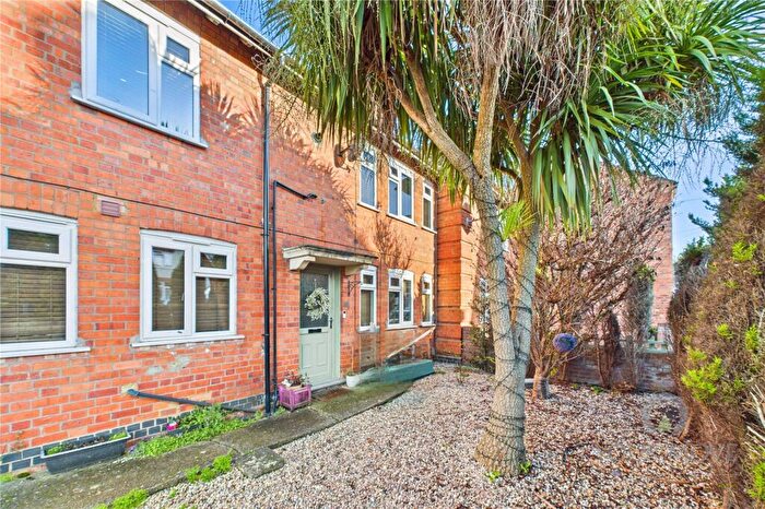 3 Bedroom Terraced House For Sale In Carlton Road, Kingsley, Northampton, West Northamptonshire, NN2