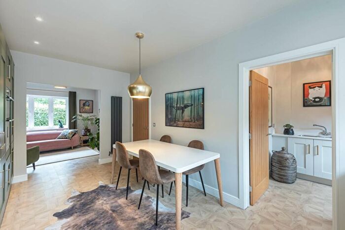 4 Bedroom Detached House For Sale In Chapel Drive, Aston Clinton, HP22