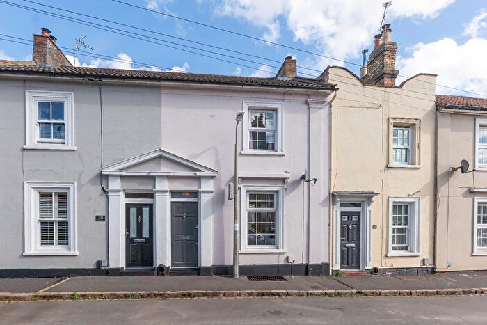 3 Bedroom Property For Sale In New Road, Leighton Buzzard, LU7