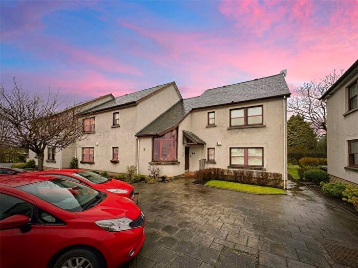 2 Bedroom Flat To Rent In Gilmour Street, Eaglesham, Glasgow, East Renfrewshire, G76