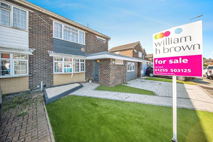 5 Bedroom Semi Detached House For Sale In Long Meadows, Harwich, CO12