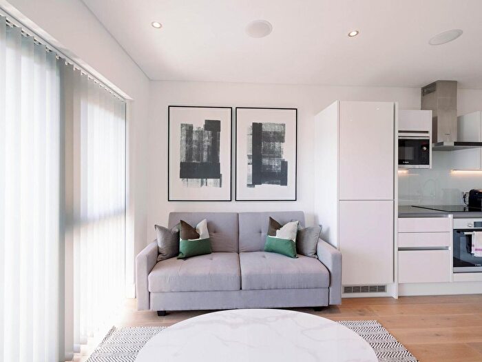 2 Bedroom Flat To Rent In Hoxton, N1