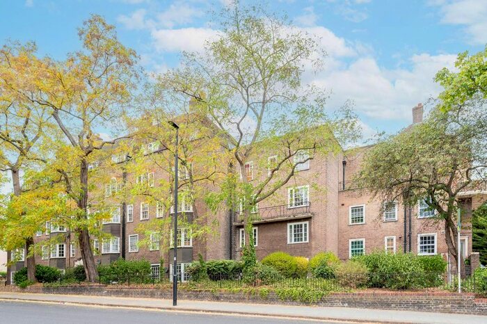 2 Bedroom Flat To Rent In Albion Avenue, Clapham North, London, SW8