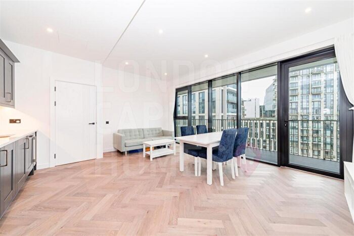 2 Bedroom Apartment To Rent In Merino Gardens, London, E1W