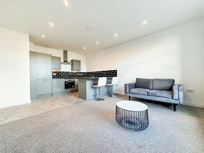 1 Bedroom Apartment To Rent In Fairway Court, Elland Road, Leeds, LS11