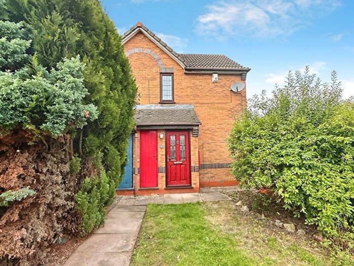 1 Bedroom Semi-Detached House For Sale In Somerset Close, Tamworth, B78