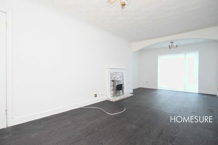 3 Bedroom Terraced House To Rent In Alexander Fleming Avenue, Bootle L30