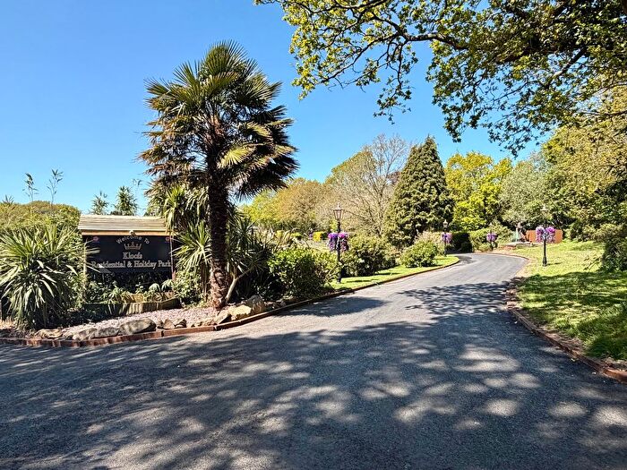 2 Bedroom Mobile/park Home For Sale In Sandhurst Lane, Bexhill-On-Sea, TN39