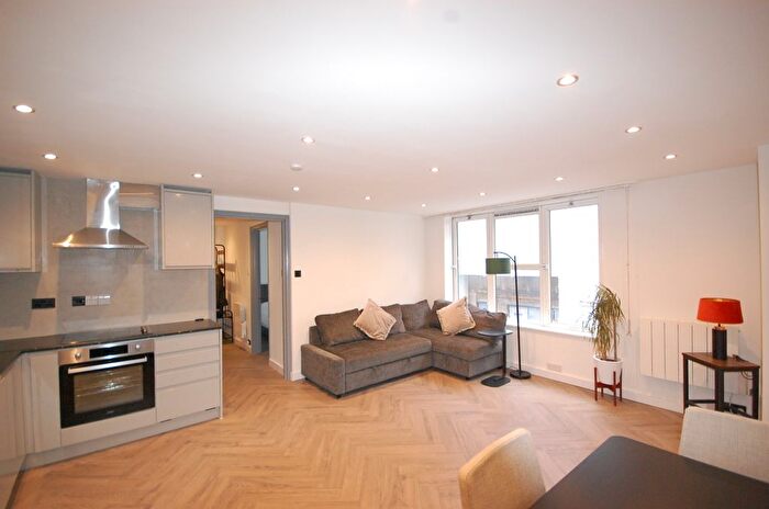 1 Bedroom Flat To Rent In Barrett Street, London, W1U