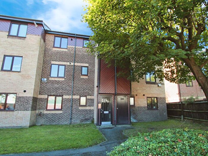 1 Bedroom Flat For Sale In St Pauls Court, Reading, RG1