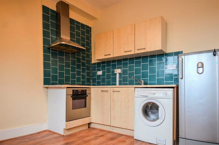 1 Bedroom Apartment To Rent In Poplar Road, Kings Heath, Birmingham, West Midlands, B14