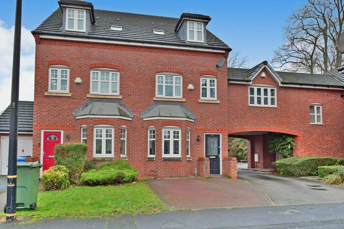 3 Bedroom Terraced House To Rent In Riding Close, Sale, Greater Manchester, M33