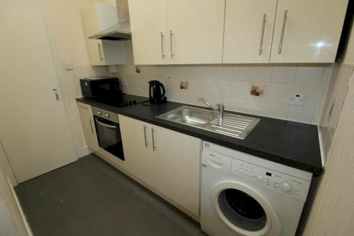 1 Bedroom Flat To Rent In Baker Street, Aberdeen, AB25