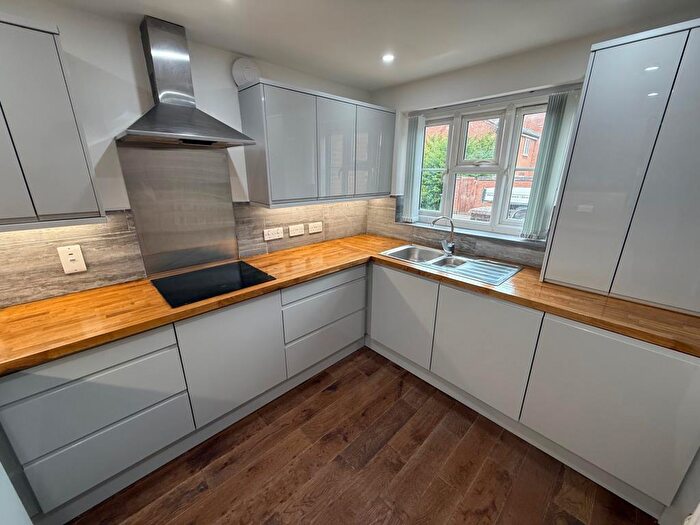 3 Bedroom Semi-Detached House To Rent In Didcot, Oxfordshire, OX11