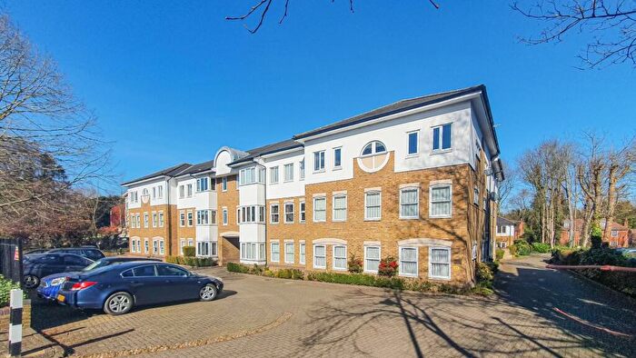 2 Bedroom Apartment To Rent In Nightingale Court, Hertford, SG14