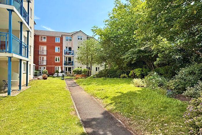 1 Bedroom Retirement Property For Sale In Beach Road, Weston-Super-Mare - No Chain, BS23