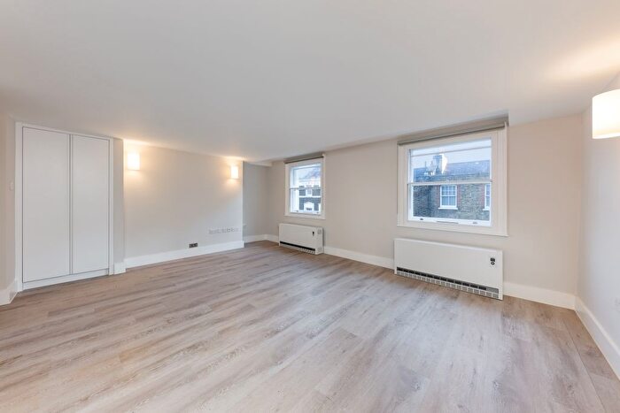 Studio To Rent In Seymour Place, London, W1H