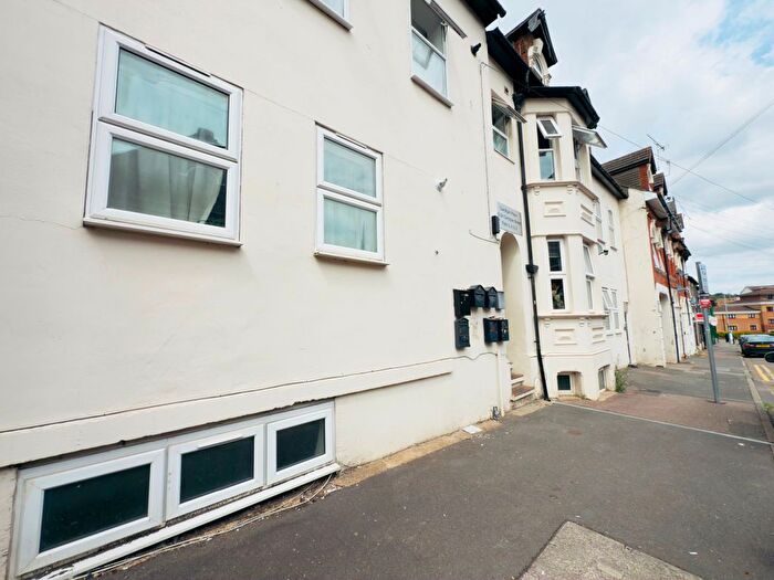 2 Bedroom Flat To Rent In Cardigan Place Cardigan Street, Luton, LU1