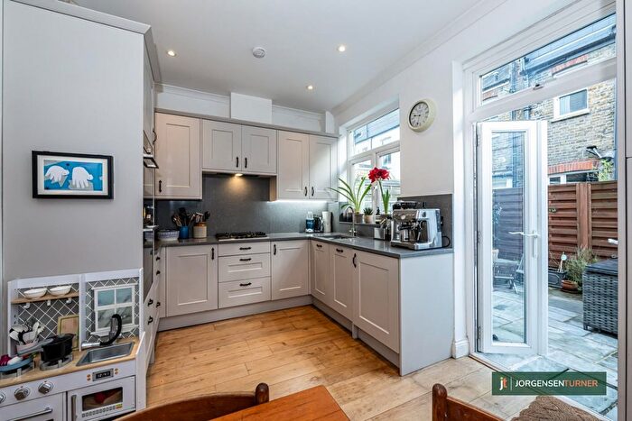 3 Bedroom Terraced House For Sale In Galloway Road, Shepherds Bush, W12