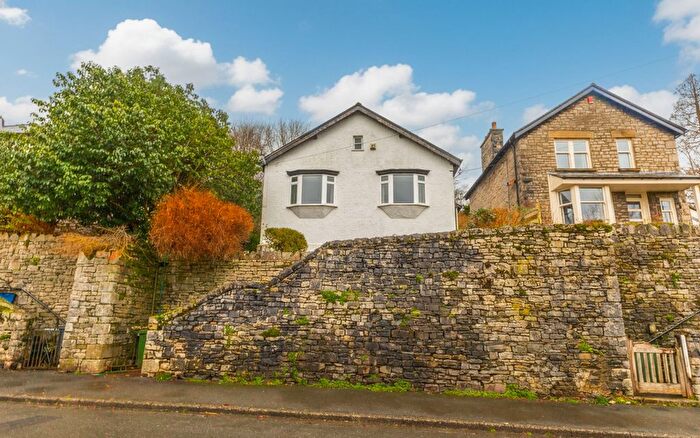 2 Bedroom Detached Bungalow For Sale In Horncop Lane, Kendal, LA9
