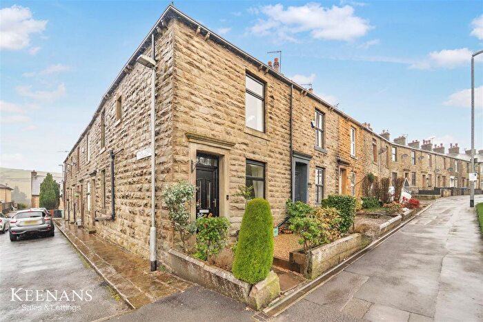 2 Bedroom End Of Terrace House For Sale In Burnley Road, Crawshawbooth, Rossendale, BB4