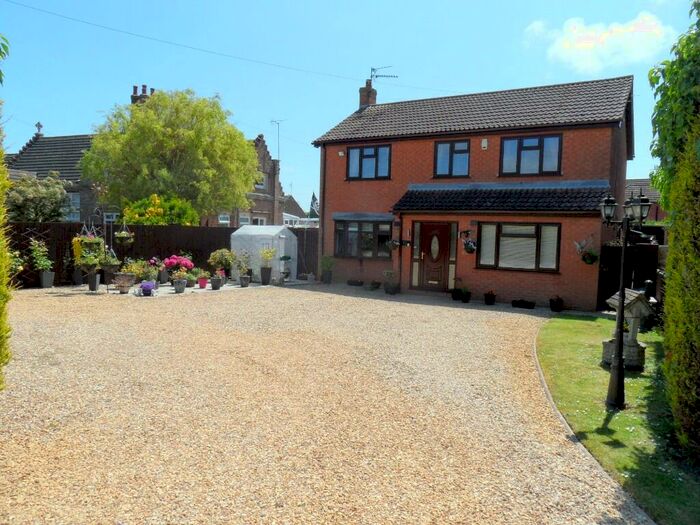 4 Bedroom Detached House For Sale In Ropers Gate, Lutton, PE12