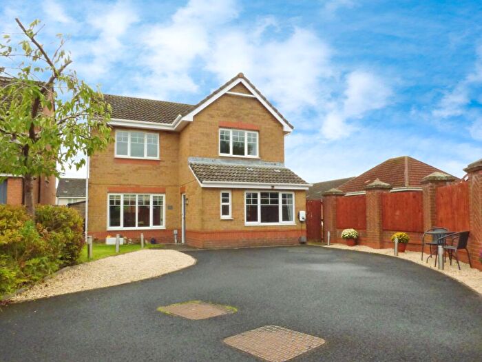 4 Bedroom Detached House For Sale In Lulach Court, Dunfermline, KY11