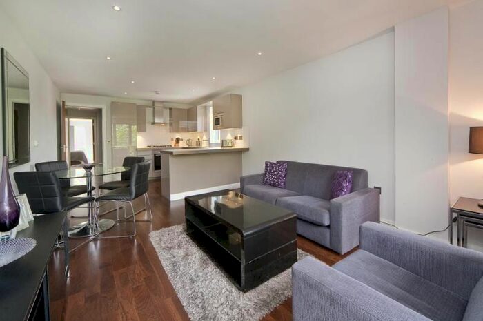 2 Bedroom Flat To Rent In Lough Road, Islington, London, N7
