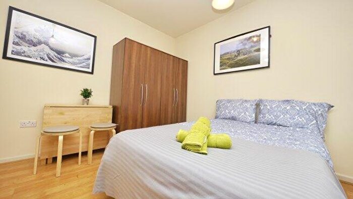 Studio To Rent In Brondesbury Park, NW6