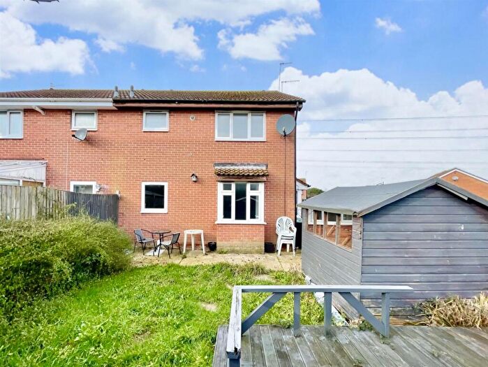 1 Bedroom House For Sale In Kestrel View, Weymouth, DT3