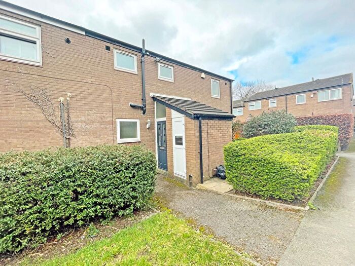 2 Bedroom End Of Terrace House To Rent In St Matthias Grove, Burley, Leeds, LS4