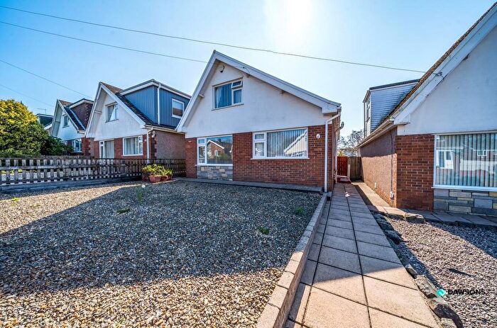 3 Bedroom Detached House For Sale In Pantydwr, Three Crosses, Swansea, SA4