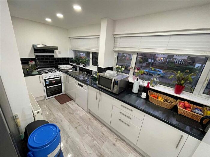 4 Bedroom Terraced House To Rent In Kiln Road, Benfleet, SS7