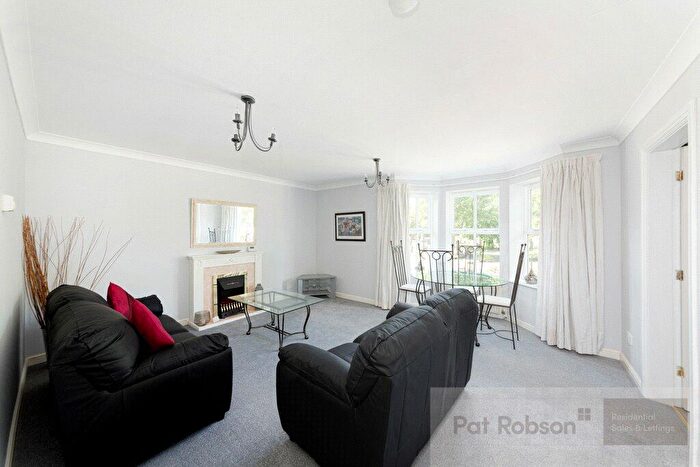 2 Bedroom Apartment To Rent In Regency Court, Windsor Mews, Jesmond, Newcastle Upon Tyne, NE2