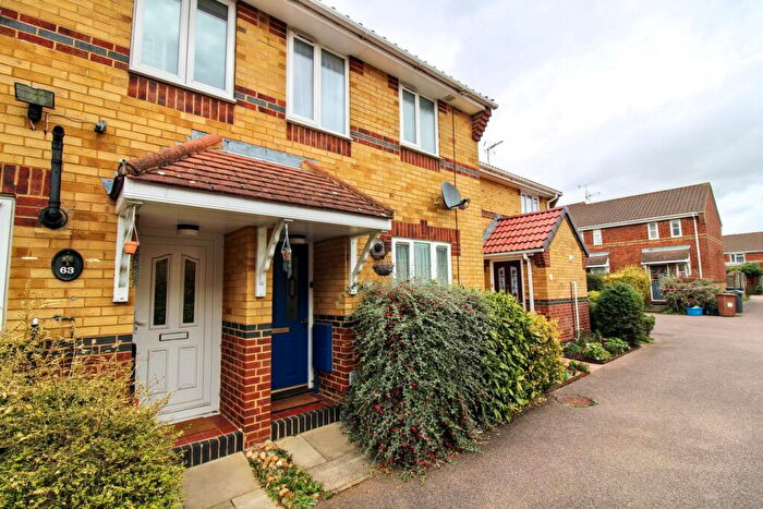 2 Bedroom Terraced House For Sale In Augustus Gate, Stevenage, SG2