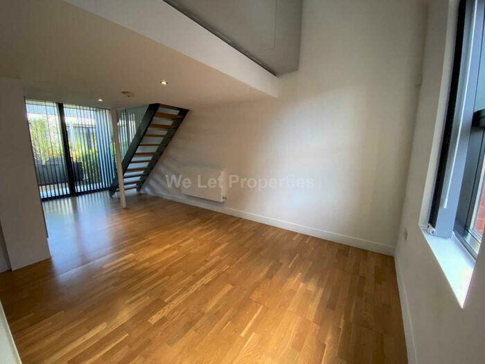 2 Bedroom House To Rent In Fir Street, Chimney Pot Park, M6