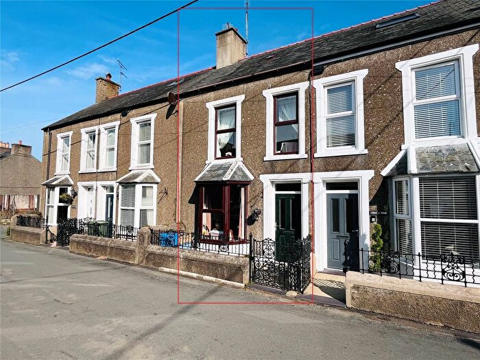 3 Bedroom Terraced House For Sale In Stryd Y Plas, Pwllheli, Gwynedd, LL53