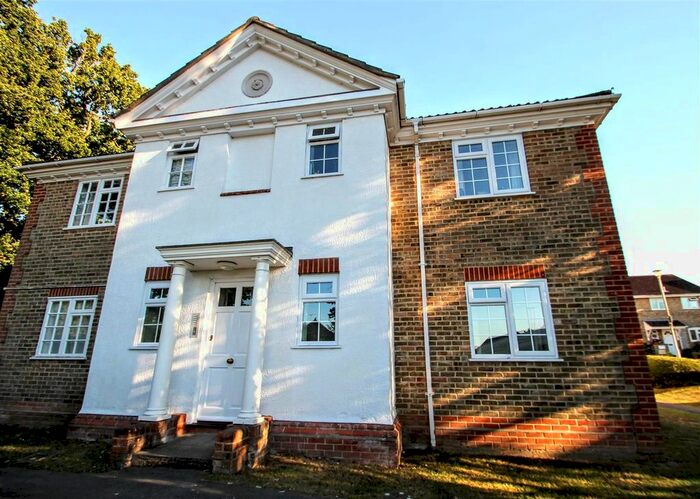 1 Bedroom Flat To Rent In Dunnock Close, Rowland's Castle, PO9