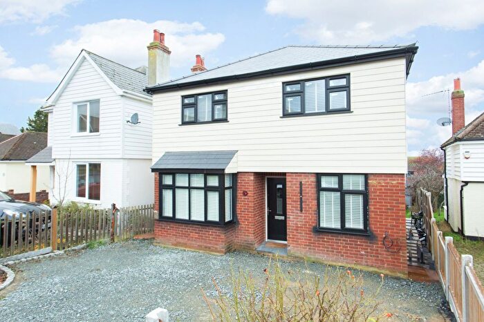 4 Bedroom Detached House For Sale In Kings Avenue, Whitstable, Kent, CT5