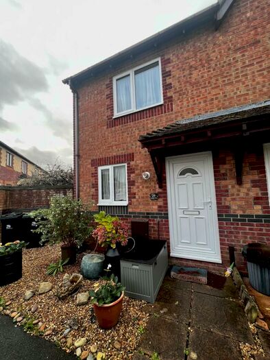 2 Bedroom Terraced House To Rent In Maskew Close, Chickerell, Weymouth, DT3