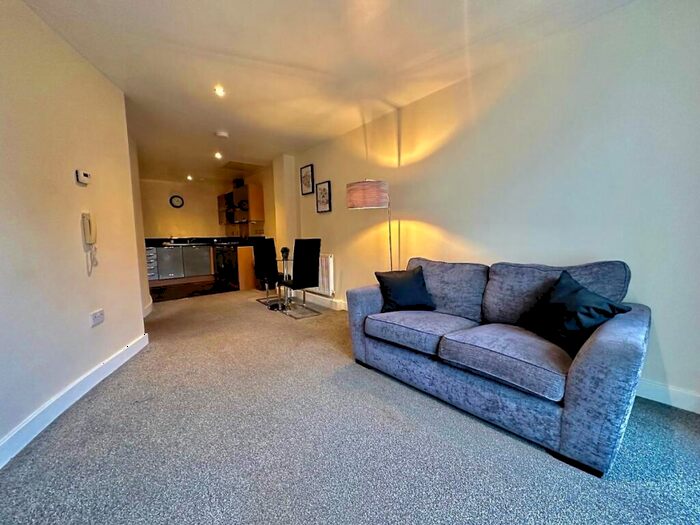 1 Bedroom Apartment To Rent In Porter Brook, Pomona Street, - Includes Parking And Gas Heating!, S11