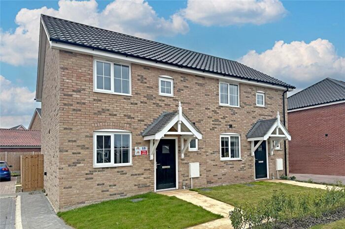 2 Bedroom Semi-Detached House For Sale In Skylarks, Botesdale, IP22