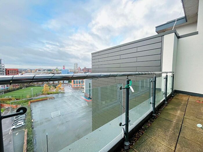 1 Bedroom Flat To Rent In La Salle, Chadwick Street, Leeds, LS10