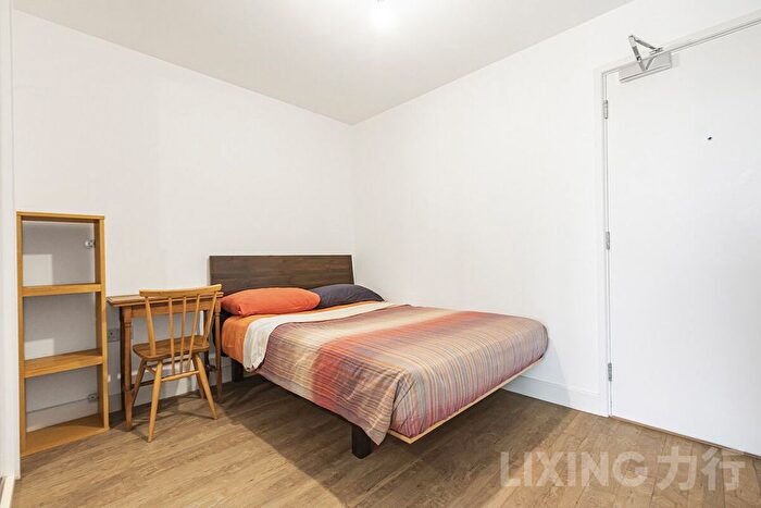 1 Bedroom Flat For Sale In Jefferson Plaza, Bow, E3