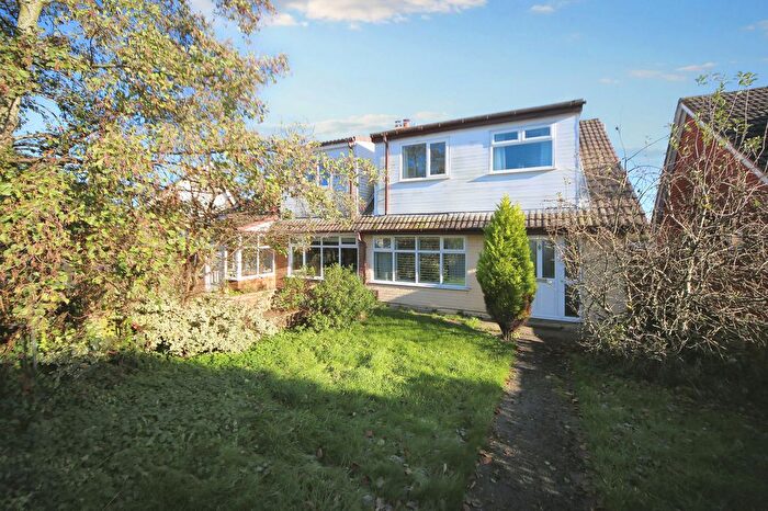 4 Bedroom Semi Detached House For Sale In Kelvin Grove, Wigan, WN3