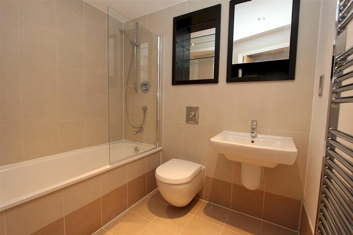 1 Bedroom Flat To Rent In The Boulevard, Hunslet, Leeds, LS10