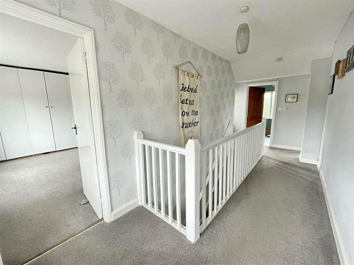 5 Bedroom Detached House For Sale In Llangain, Carmarthen, SA33