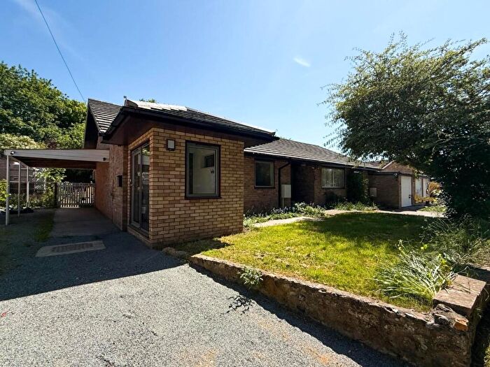 6 Bedroom Detached Bungalow For Sale In Church Street, Thriplow, Royston, SG8