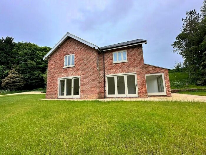 3 Bedroom Farm House For Sale In Thorpe Top, Thorpe-le-Vale, LN8