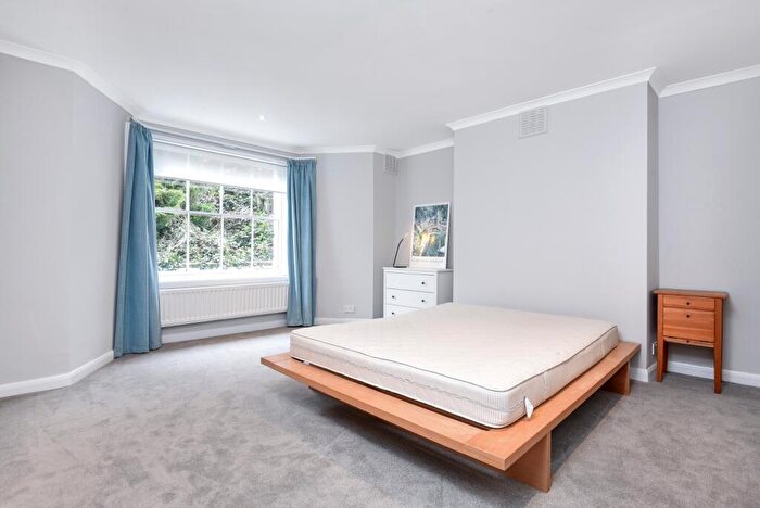 1 Bedroom Flat To Rent In Granville Park Lewisham, SE13